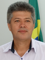  Edenilson Jacinto Gil exerce o cargo de assistente legislativo na Câmara Municipal de Indiaporã desde 01/04/2008.