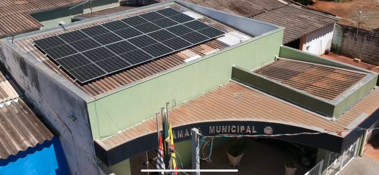 Câmara Municipal de Indiaporã investe em energia solar e gera economia aos cofres públicos